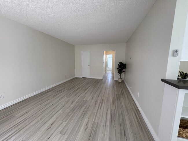 Living Room - Anza South Apartments