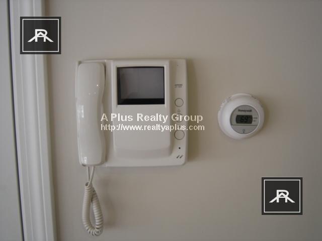 Building Photo - 2 bedroom in Boston MA 02132