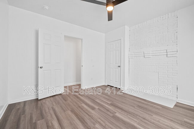 Building Photo - 477 Norton St