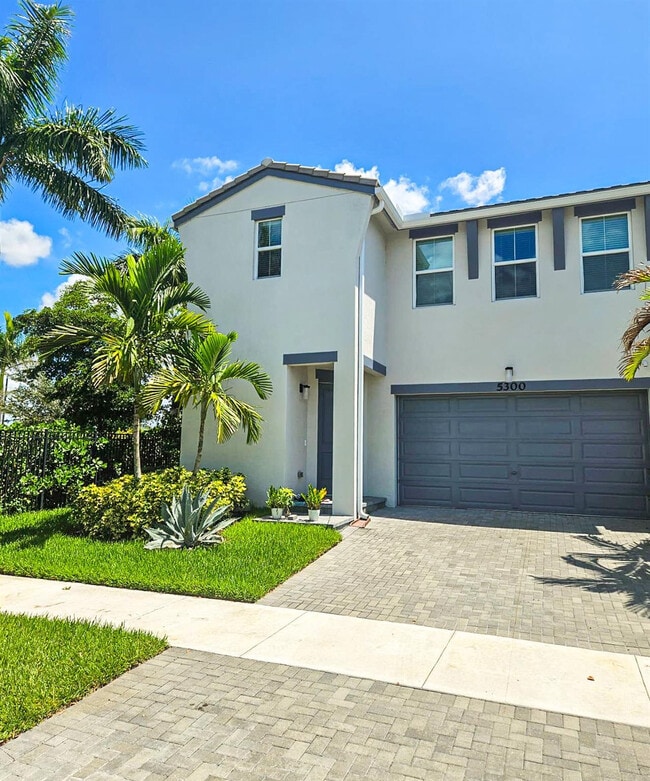 Building Photo - 5300 Thatcher Ct