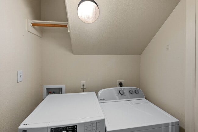Building Photo - 3344 Cullen Trail