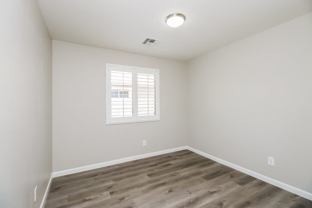 Building Photo - 21063 E Sonoqui Dr