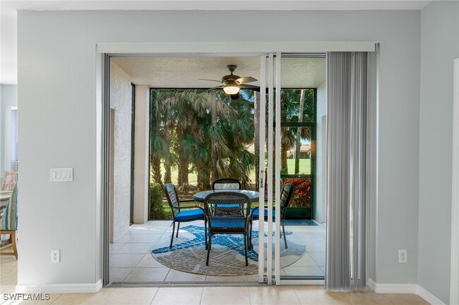 Building Photo - 12618 Fox Ridge Dr