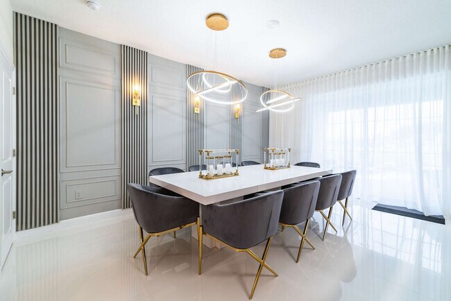 Building Photo - 2869 Bookmark Dr