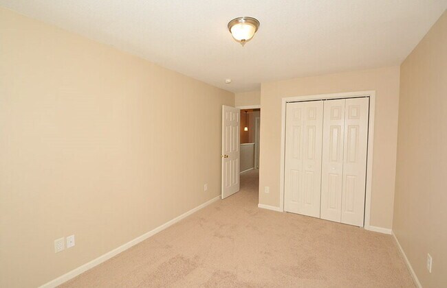 Building Photo - 7317 Kimble Dr