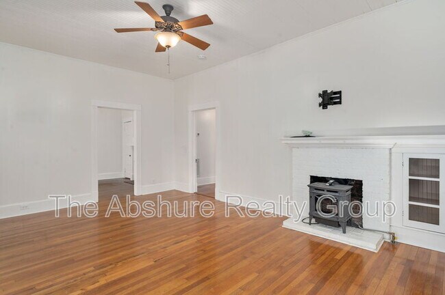 Building Photo - 362 Chalybeate Rd