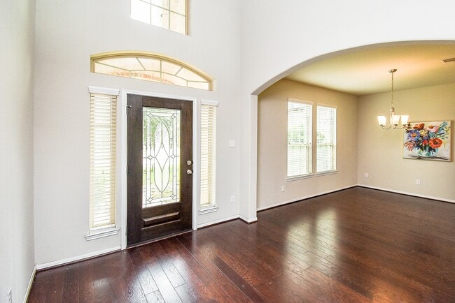 Building Photo - 13906 Manobrook Ct