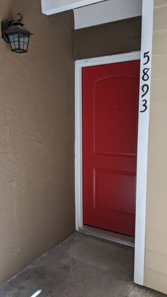 Building Photo - 5893 Mt Alifan Dr