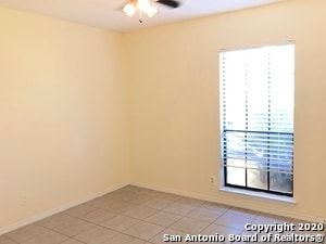 Building Photo - 2107 Crested Walk Dr