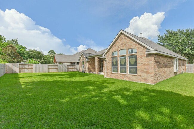 Building Photo - 13911 Desert Trace Ct