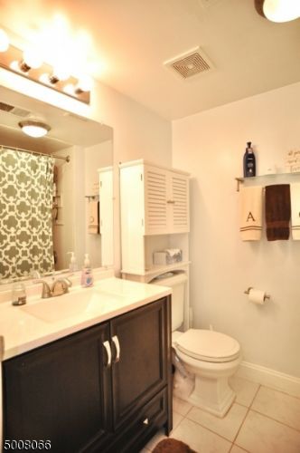 Building Photo - 3320 Richmond Ct