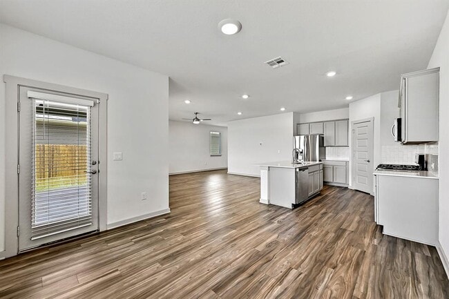 Building Photo - 109 Cupreata Ln