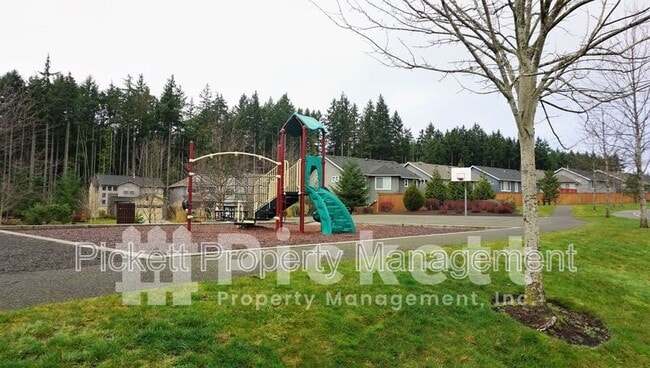 Building Photo - 1861 Claret Loop NW