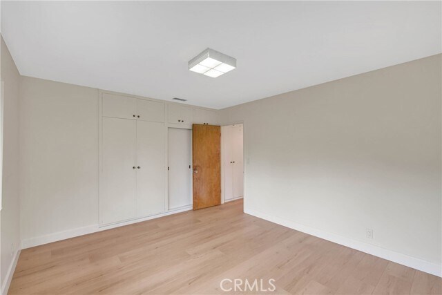 Building Photo - 859 St Katherine Dr