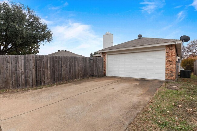 Building Photo - Welcome to this stunningly updated, three-bedroom, two-bath home located in the desirable Valley ...
