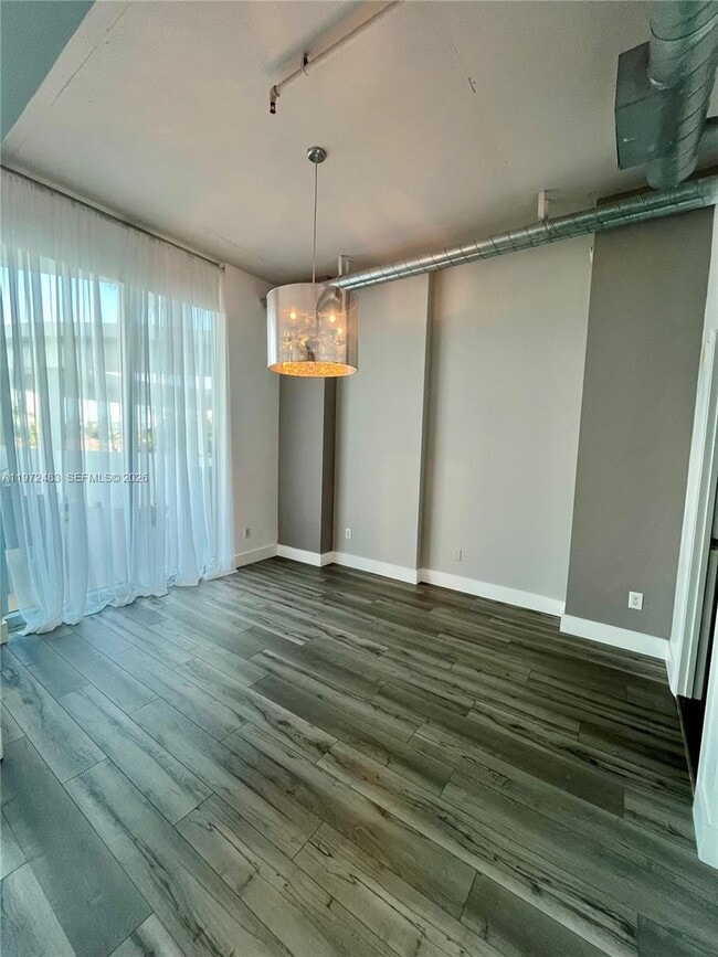 Building Photo - 3029 NE 188th St