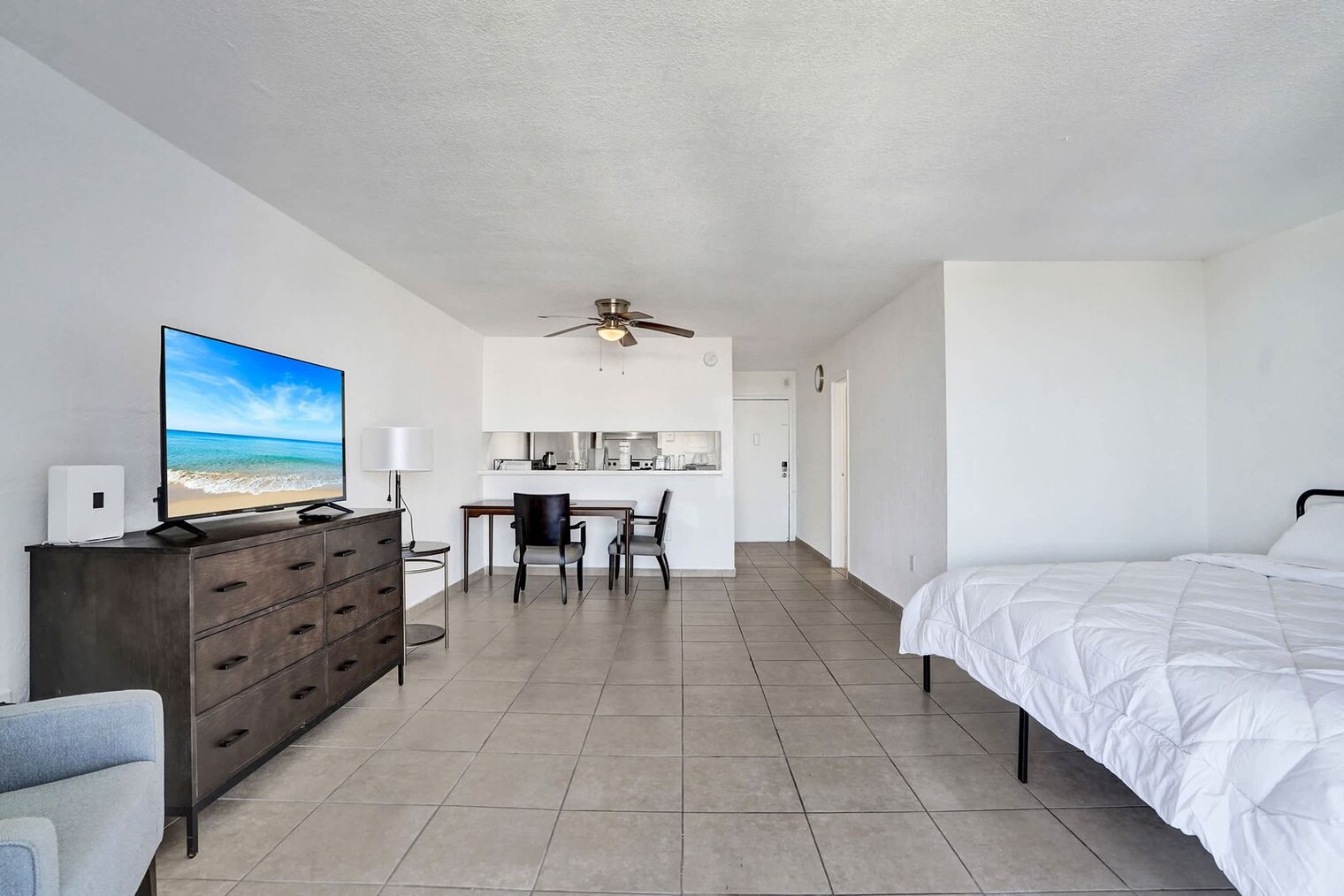 Building Photo - 777 NW 155th Ln