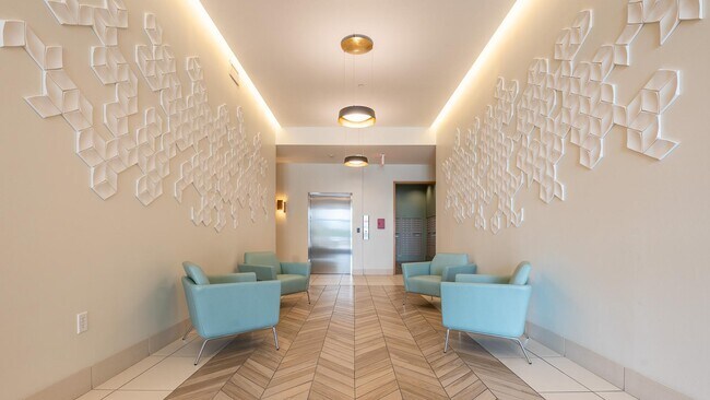 Building Photo - 8800 Penrose Ln