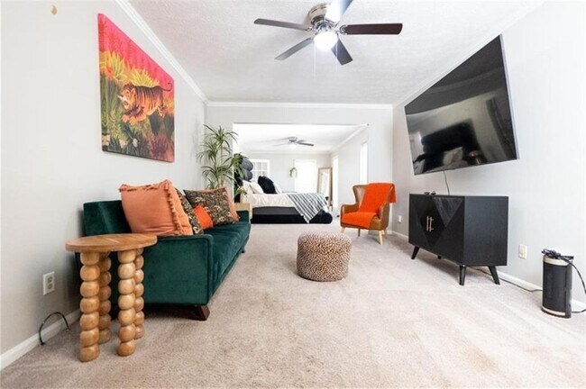 Building Photo - 2749 Fieldstone Dr SE