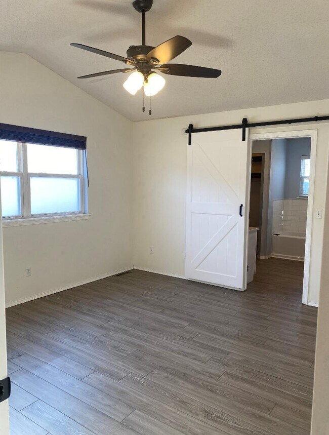 Building Photo - 4811 E Willow Point Ct