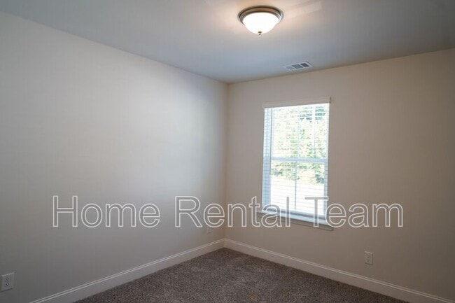 Building Photo - 475 Gov Treutlen Cir
