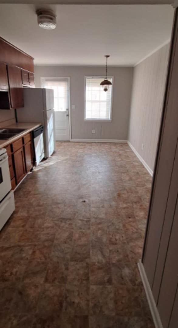 Building Photo - Looking for something new??? Coming Soon! Move In Special - $0 security deposit!!