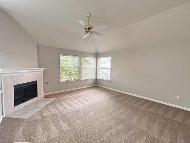 Building Photo - 6104 Oldham Dr