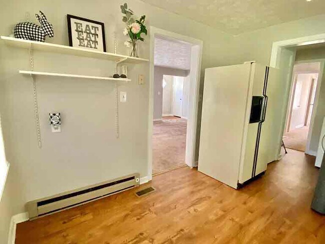 Building Photo - 143 Shenandoah Dr