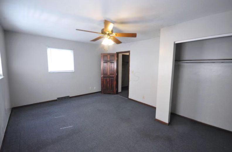 Building Photo - 407 E 14th Ave