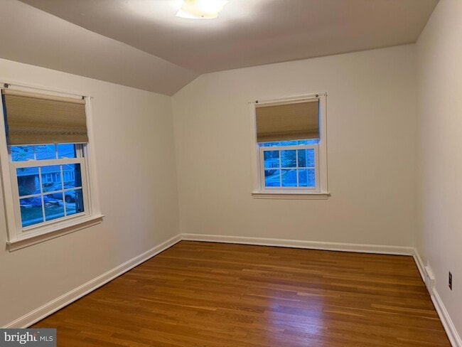 Building Photo - 114 Alders Dr