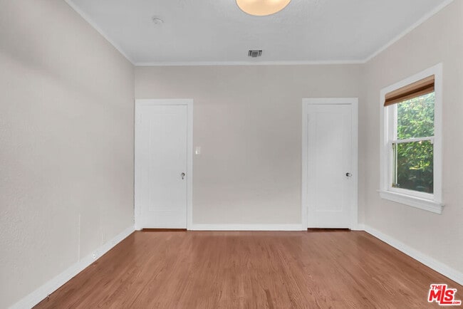 Building Photo - 6329 Drexel Ave