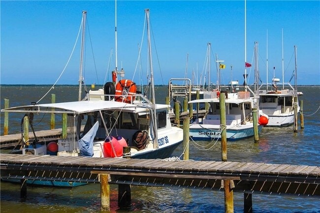 Building Photo - 1489 Whitmore St