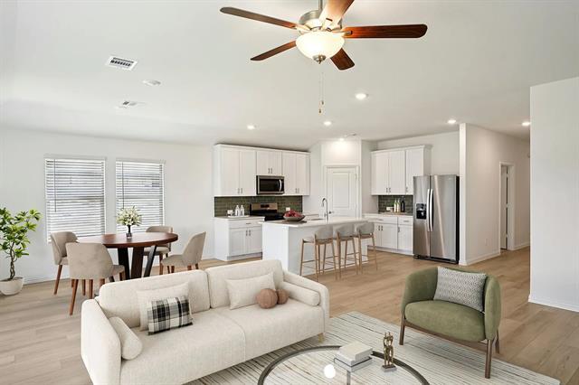 Building Photo - 704 Edgehurst Dr