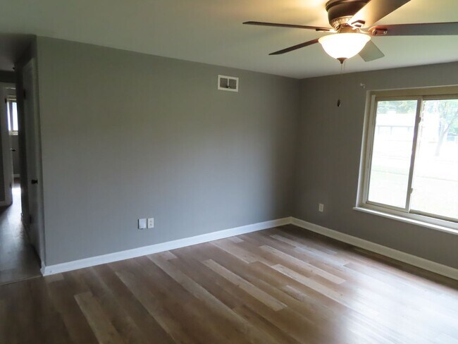 Building Photo - Kettering Single Family Home for Rent