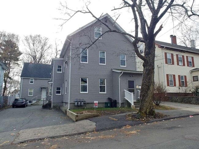 Building Photo - 11 Falmouth St