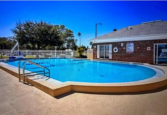 Building Photo - 3847 35th Way S