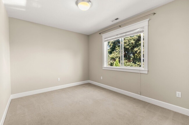 Building Photo - 1766 NE 79th Ave