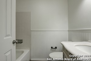 Building Photo - 1044 Richmond Dr