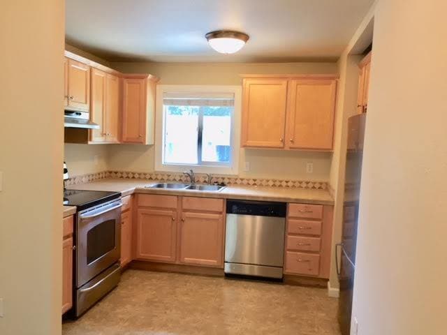 Building Photo - Great West Slope Condo!