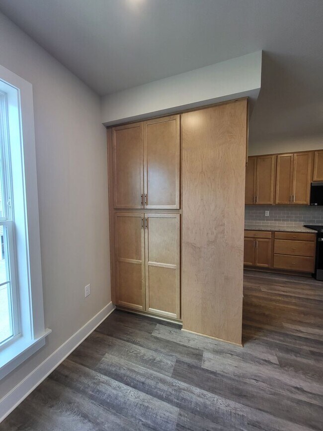 Building Photo - 1108 Ashworth St