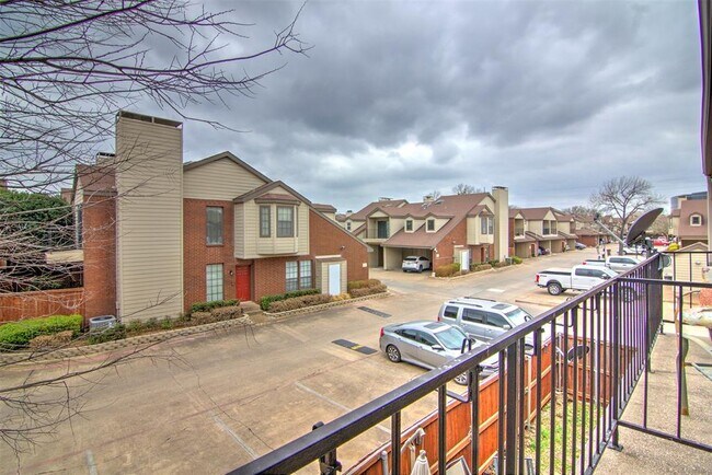 Building Photo - 5100 Verde Valley Ln