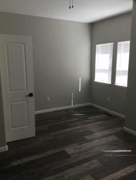 Building Photo - 632 E Star Ct