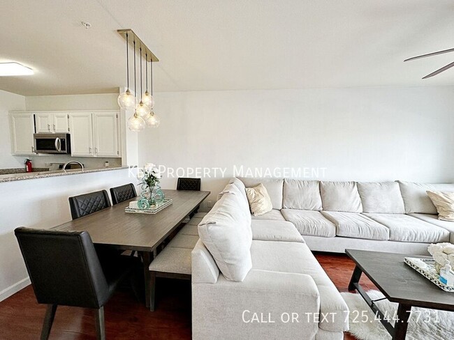 Building Photo - FULLY FURNISHED 1 BEDROOM CONDO IN GATED C...