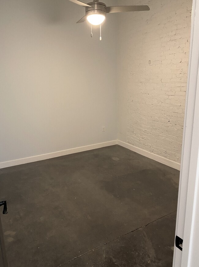 Building Photo - 410 Wellons St