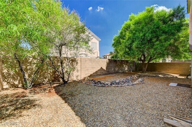 Building Photo - 5536 Danforth Ave