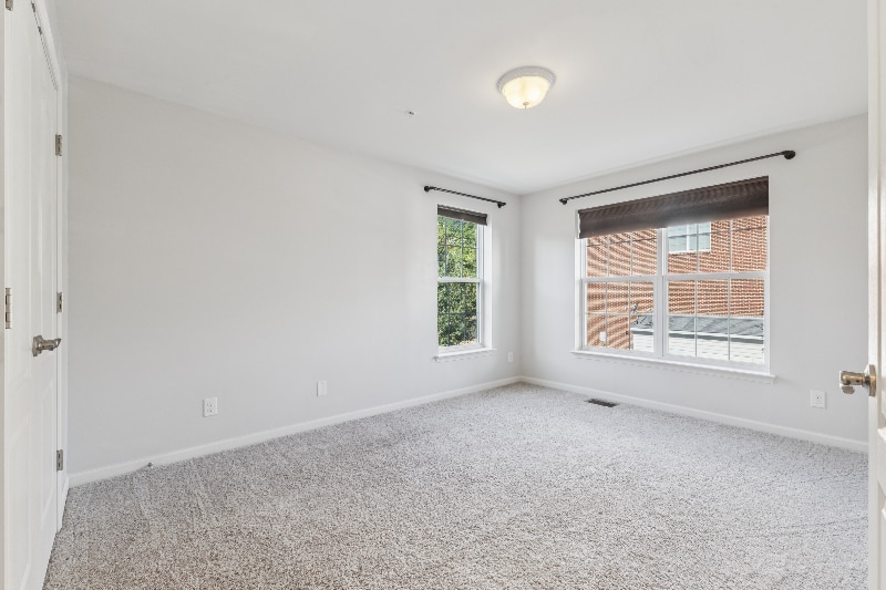 Building Photo - 15262 Torbay Way