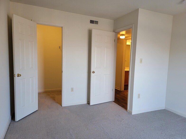 Building Photo - 94 Westpointe Ln