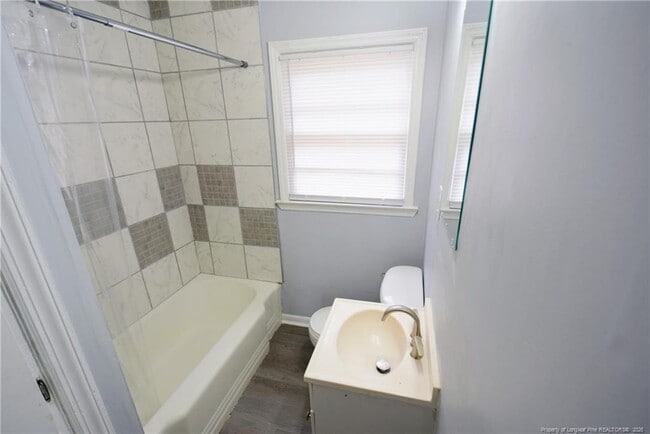 Building Photo - 821 Minurva Ct