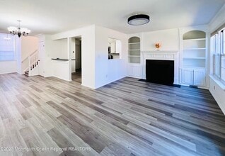 Building Photo - 430 Indigo Ct