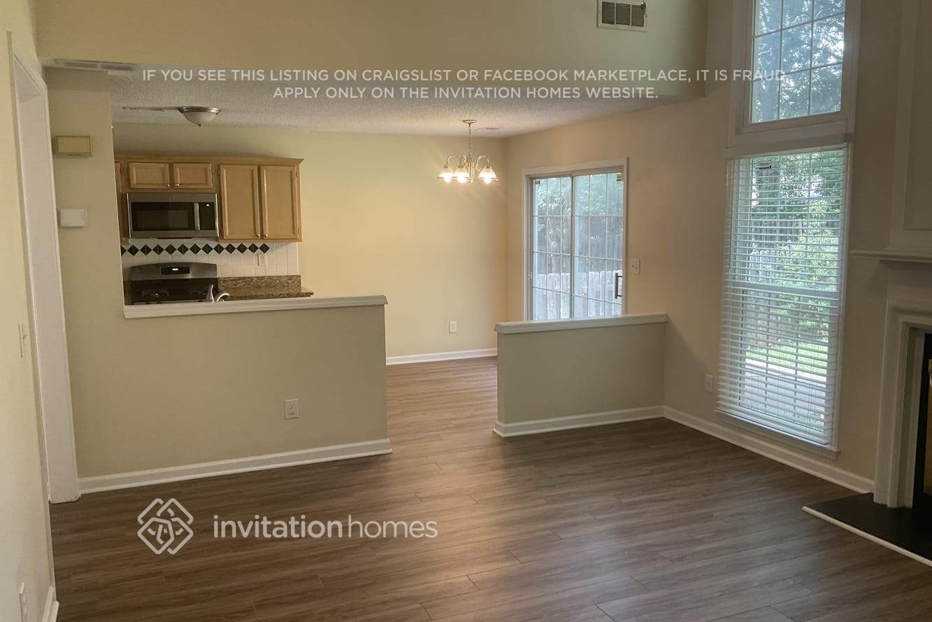 Building Photo - 985 Wenham Ln